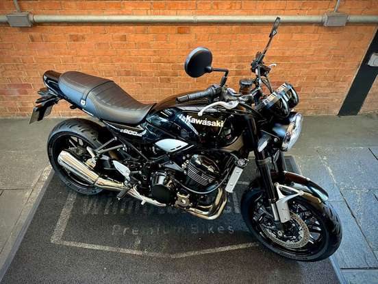 KAWASAKI-Z900RS-2020