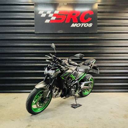 KAWASAKI-Z900-2024
