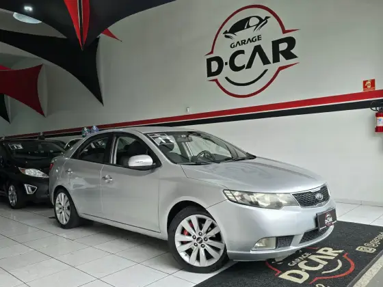KIA CERATO 1.6 SX3 16V GASOLINA 4P AUTOMÁTICO