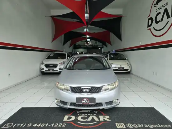KIA-CERATO-2010