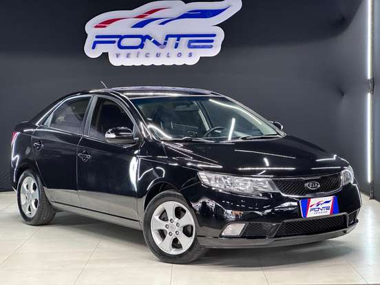 KIA-CERATO-1.6 EX SEDAN 16V GASOLINA 4P AUTOMÁTICO KIA-CERATO-2009
