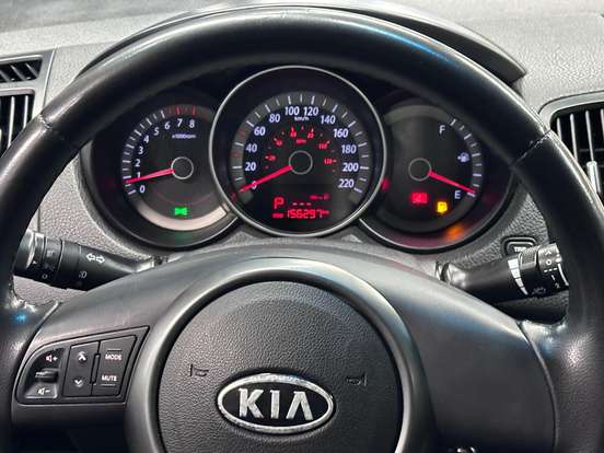 KIA-CERATO-1.6 EX SEDAN 16V GASOLINA 4P AUTOMÁTICO KIA-CERATO-2009