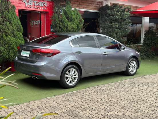 KIA-CERATO-2018