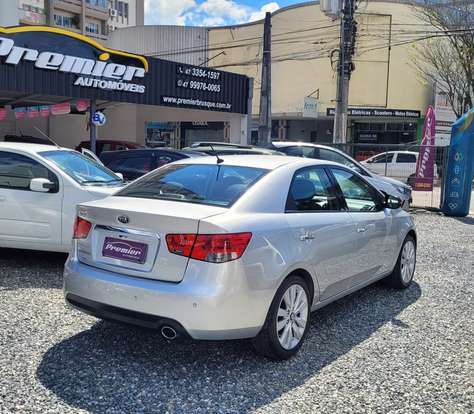 KIA-CERATO-2011
