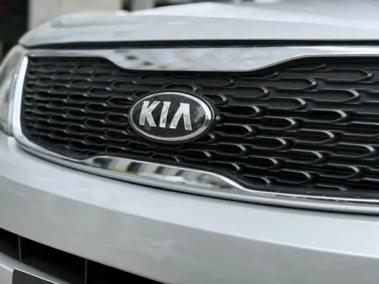 KIA-SORENTO-2013