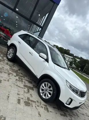 KIA-SORENTO-2014
