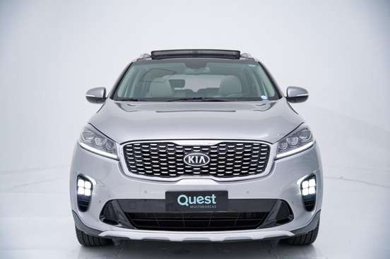 KIA-SORENTO-2019