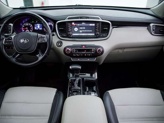 KIA-SORENTO-3.5 V6 GASOLINA EX 7L AWD AUTOMATICO KIA-SORENTO-2019
