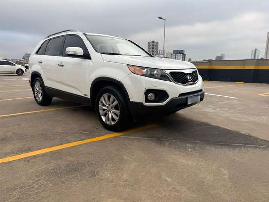 KIA-SORENTO-2012