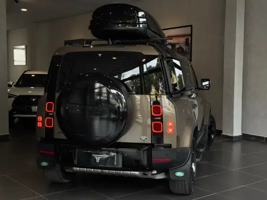 LAND ROVER-DEFENDER-2019