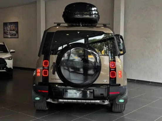 LAND ROVER-DEFENDER-2019