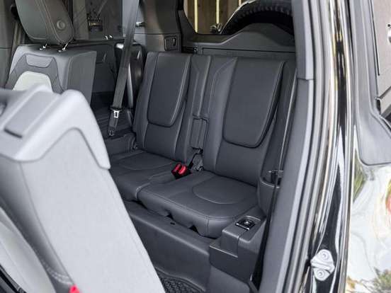 LAND ROVER-DEFENDER-2023