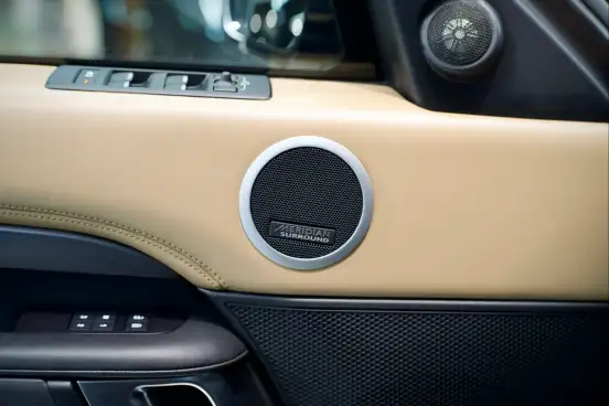 LAND ROVER-DISCOVERY-2023