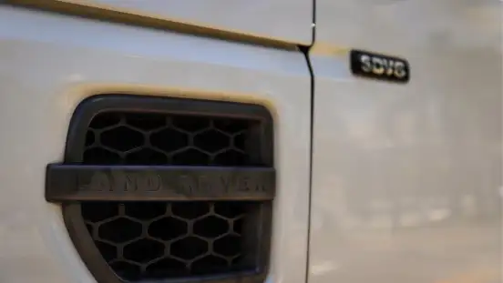 LAND ROVER-DISCOVERY 4-2015