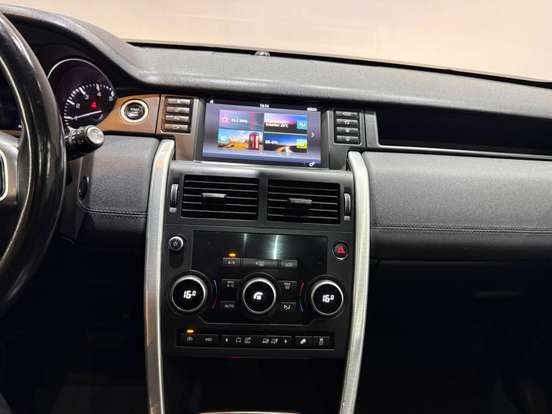 LAND ROVER-DISCOVERY SPORT-2016