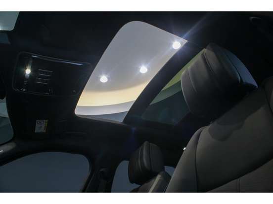 LAND ROVER-RANGE ROVER VELAR-2.0 P400E PHEV R-DYNAMIC HSE AUTOMÁTICO LAND ROVER-RANGE ROVER VELAR-2023