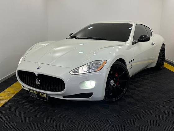 MASERATI GRANTURISMO 4.2  V8  32V GASOLINA 2P AUTOMÁTICO