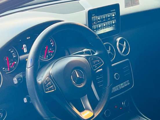 MERCEDES-BENZ-A 200-1.6 CGI FLEX 7G-DCT MERCEDES-BENZ-A 200-2017