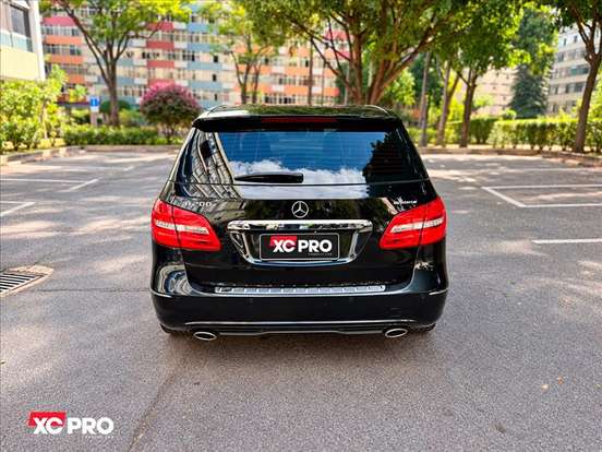 MERCEDES-BENZ-B 200-1.6 SPORT TURBO GASOLINA 4P AUTOMÁTICO MERCEDES-BENZ-B 200-2014