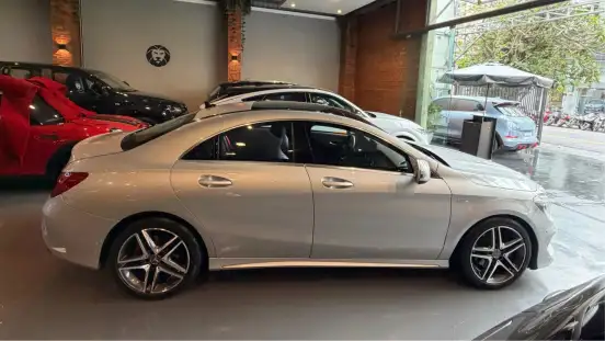 MERCEDES-BENZ-CLA 250-2015