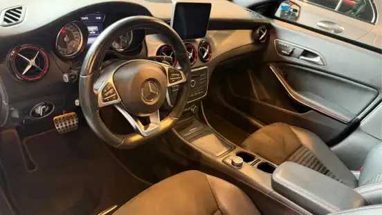 MERCEDES-BENZ-CLA 250-2015