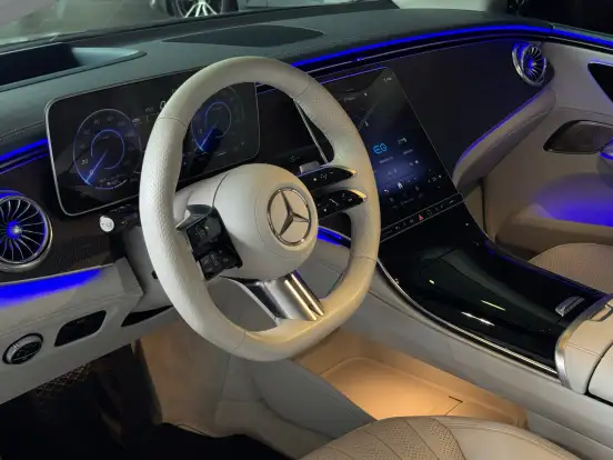 MERCEDES-BENZ-EQE 300-2023