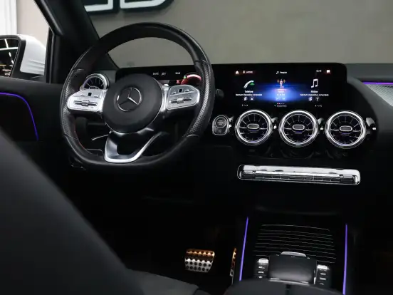 MERCEDES-BENZ-GLA 200-1.3 GCI GASOLINA AMG LINE 7G-DCT MERCEDES-BENZ-GLA 200-2022