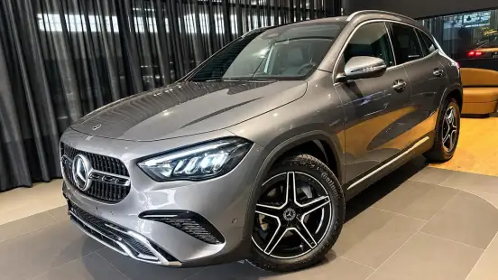 MERCEDES-BENZ-GLA 200-2026