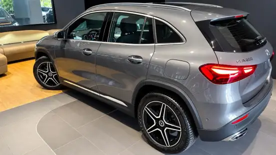 MERCEDES-BENZ-GLA 200-2026