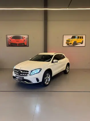 MERCEDES-BENZ GLA 200 1.6 CGI FLEX ADVANCE 7G-DCT