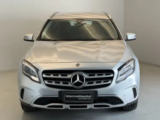 MERCEDES-BENZ-GLA 200-1.6 CGI FLEX ADVANCE 7G-DCT MERCEDES-BENZ-GLA 200-2019