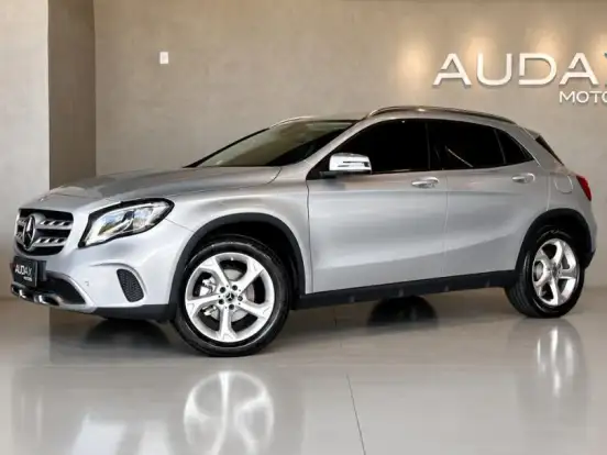 MERCEDES-BENZ-GLA 200-1.6 CGI FLEX ADVANCE 7G-DCT MERCEDES-BENZ-GLA 200-2019