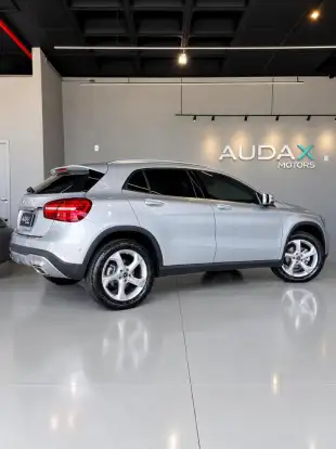 MERCEDES-BENZ-GLA 200-1.6 CGI FLEX ADVANCE 7G-DCT MERCEDES-BENZ-GLA 200-2019