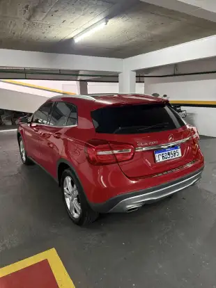MERCEDES-BENZ-GLA 200-1.6 CGI VISION 16V TURBO FLEX 4P AUTOMÁTICO MERCEDES-BENZ-GLA 200-2015