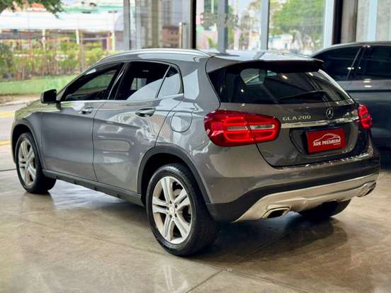 MERCEDES-BENZ-GLA 200-1.6 CGI STYLE 16V TURBO FLEX 4P AUTOMÁTICO MERCEDES-BENZ-GLA 200-2016