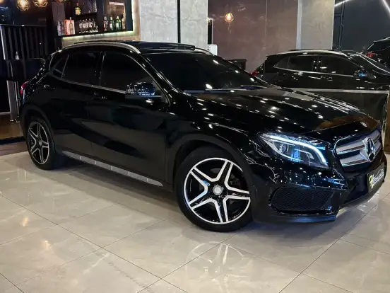 MERCEDES-BENZ-GLA 250-2017