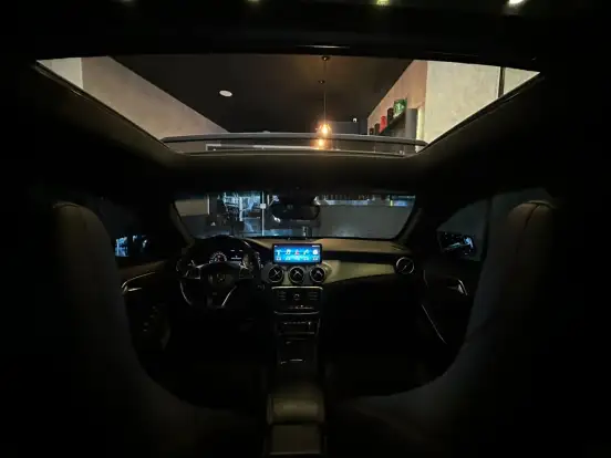 MERCEDES-BENZ-GLA 250-2017