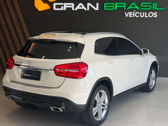 MERCEDES-BENZ-GLA 250-2015