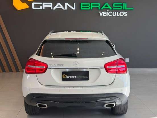 MERCEDES-BENZ-GLA 250-2015