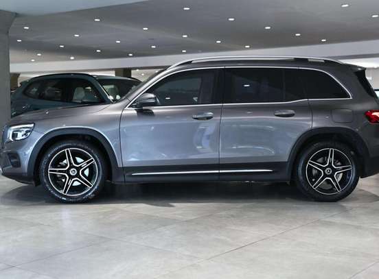 MERCEDES-BENZ-GLB 200-1.3 CGI GASOLINA PROGRESSIVE 7G-DCT MERCEDES-BENZ-GLB 200-2020