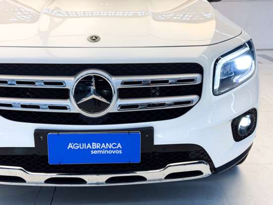 MERCEDES-BENZ-GLB 200-2020