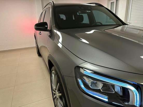MERCEDES-BENZ-GLB 35 AMG-2022