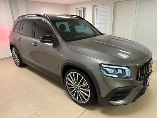 MERCEDES-BENZ-GLB 35 AMG-2022