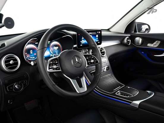 MERCEDES-BENZ-GLC 220d-2020