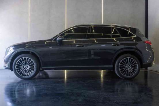 MERCEDES-BENZ-GLC 300-2024