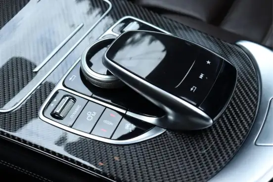 MERCEDES-BENZ-GLC 43 AMG-2016