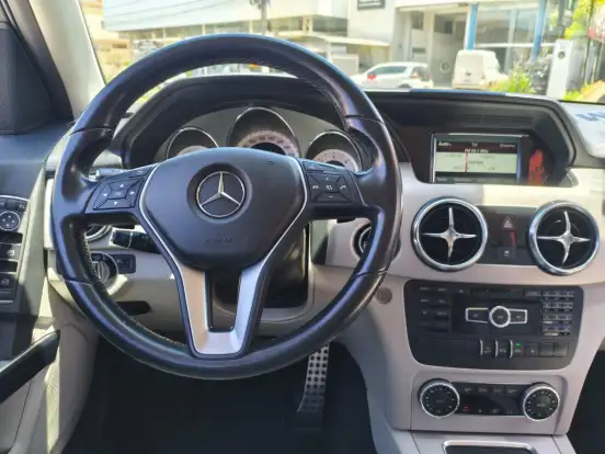 MERCEDES-BENZ-GLK 220-2.1 CDI 4X4 DIESEL 4P AUTOMÁTICO MERCEDES-BENZ-GLK 220-2015