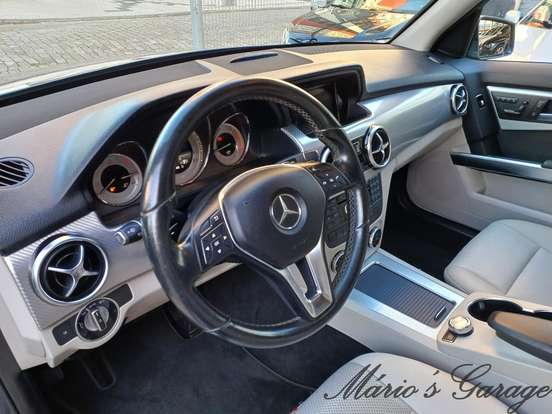 MERCEDES-BENZ-GLK 220-2015