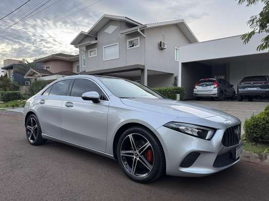MERCEDES-BENZ-A 200-2020