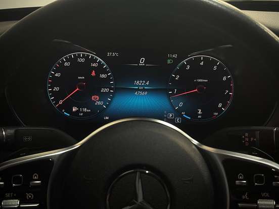 MERCEDES-BENZ-C 180-2020